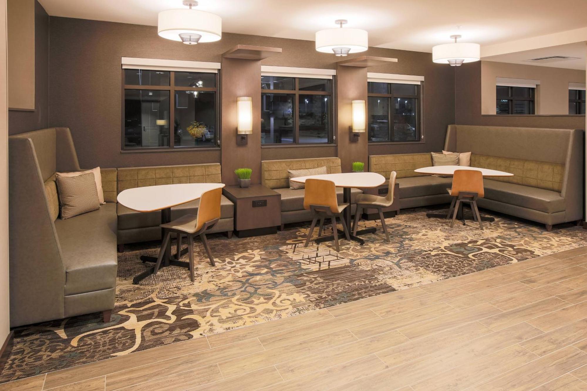 Residence Inn By Marriott Louisville East/Oxmoor Exterior foto